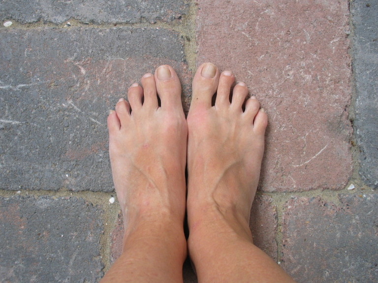 feet-1-1536585-1280x960-768x576
